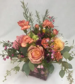 Top three reasons to buy from a local florist