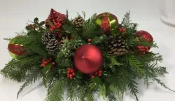 Flower spotlight: holiday greenery