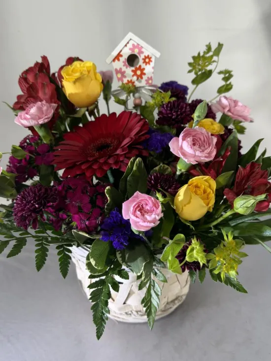 M2665- Birdhouse of Blooms