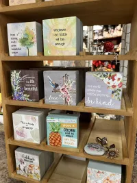 Small Signs, Trinkets & Tokens