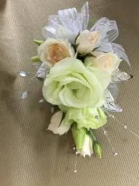 Shoulder Corsages