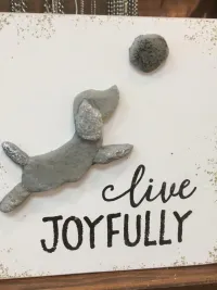 Rock Dog Plaque