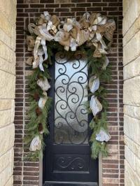 holiday decorating services